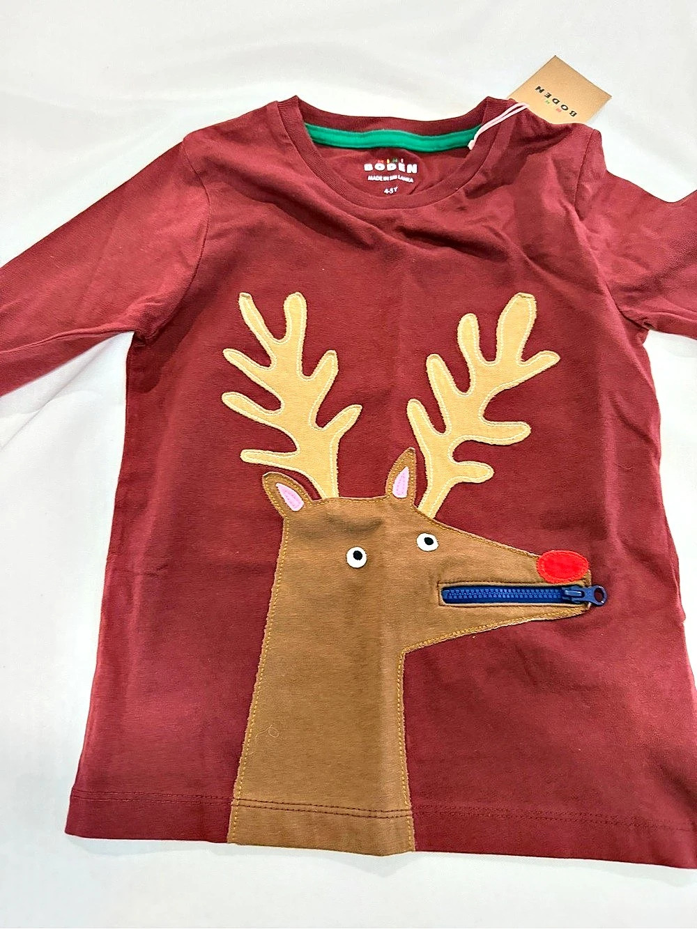 Boden Reindeer Applique Short Sleeve Tee in Red NWT